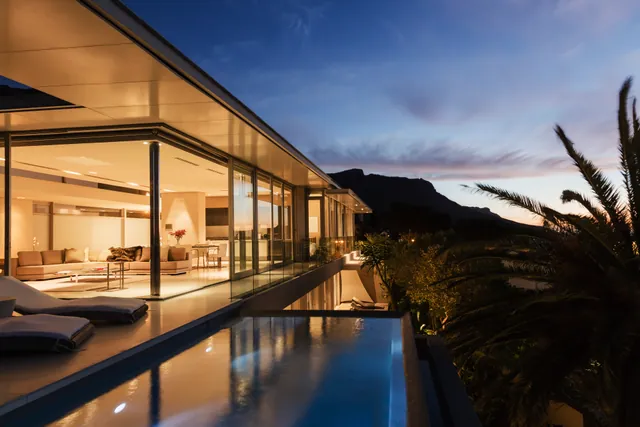 Selling property in South Africa when you’re emigrating: How to transfer the proceeds overseas